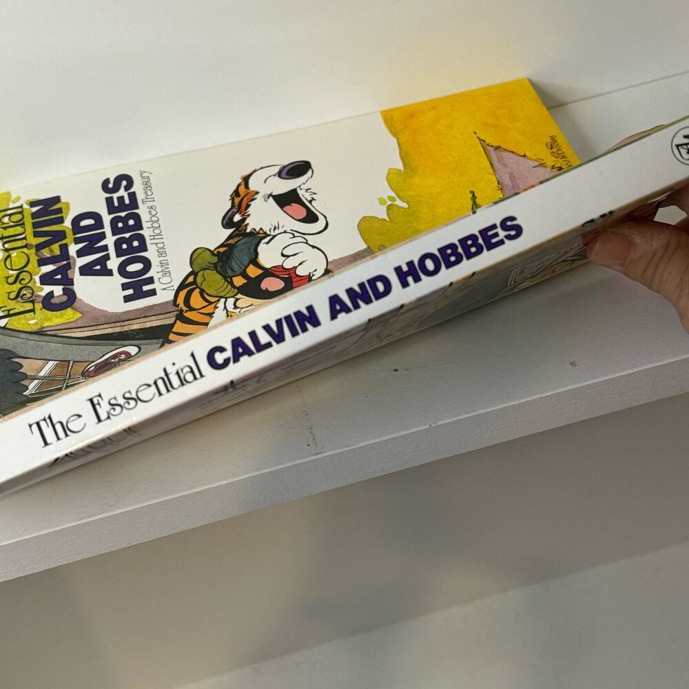 The Essential Calvin and Hobbes Paperback - Picture 4 of 8